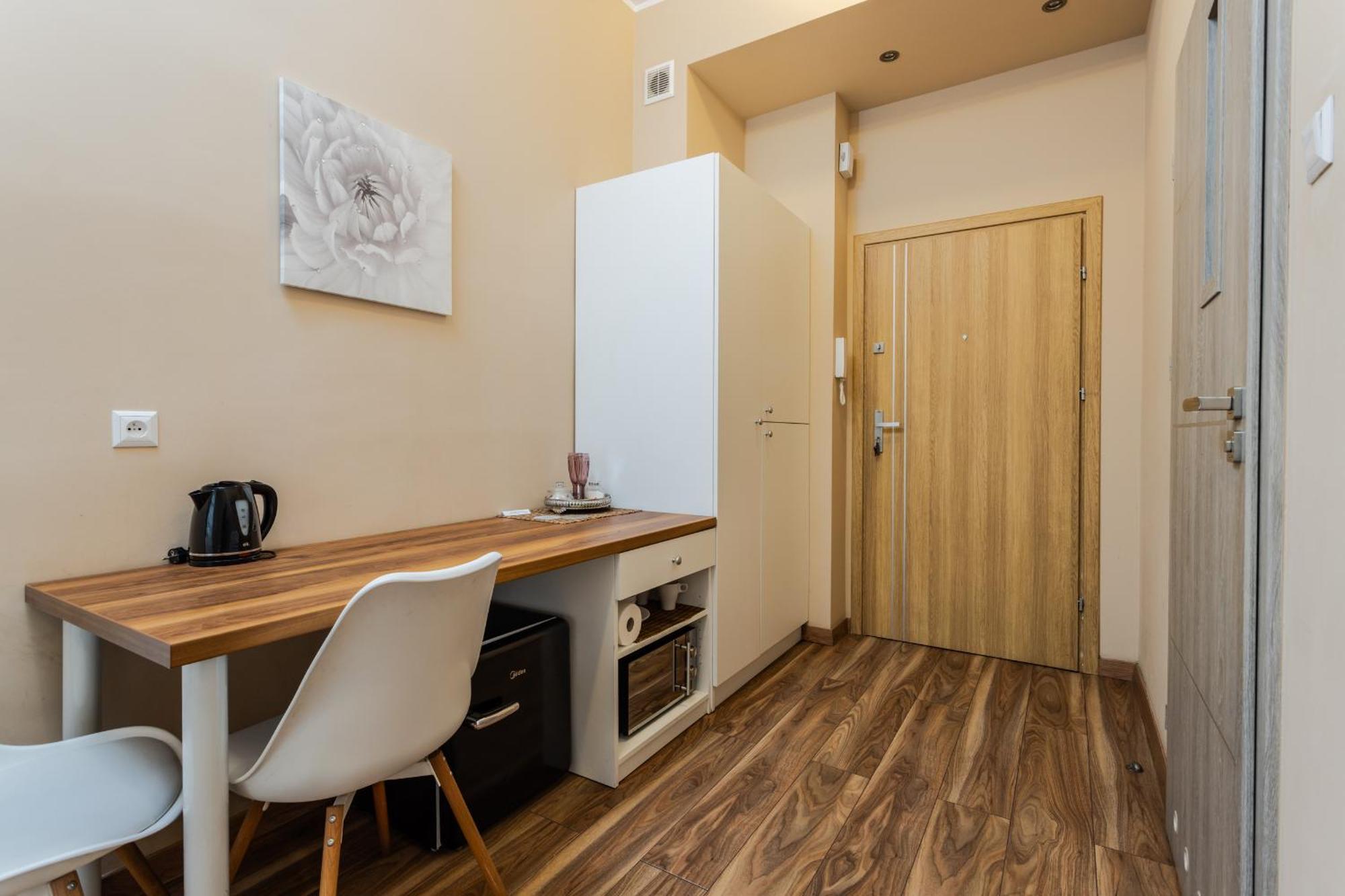 Functional And Comfortable Very Berry Studios In Poznan By Noclegi Renters エクステリア 写真