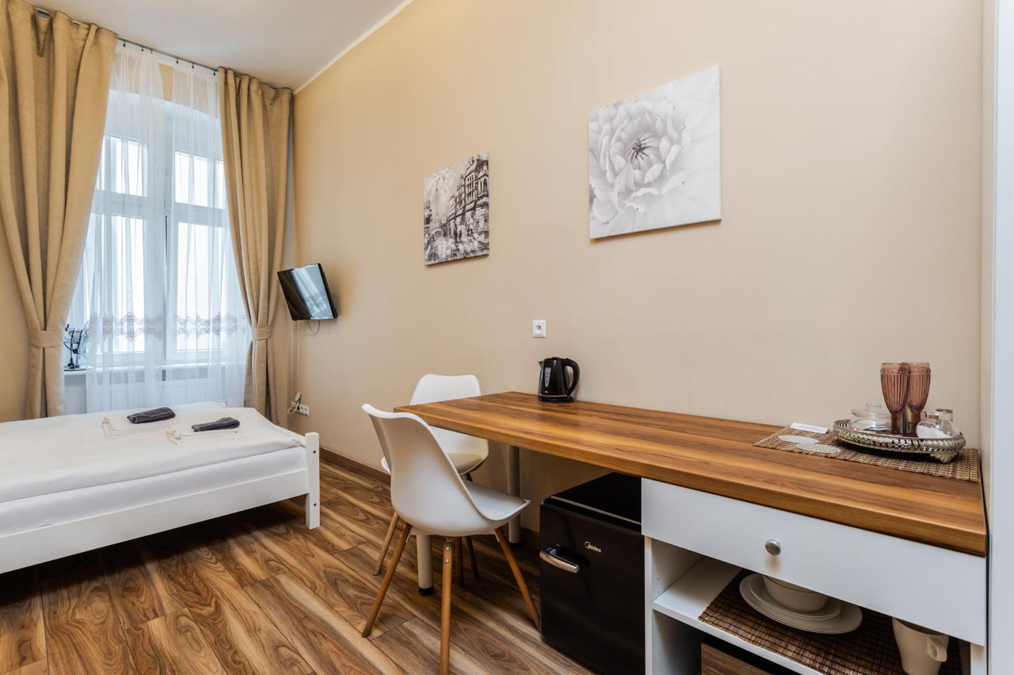 Functional And Comfortable Very Berry Studios In Poznan By Noclegi Renters エクステリア 写真