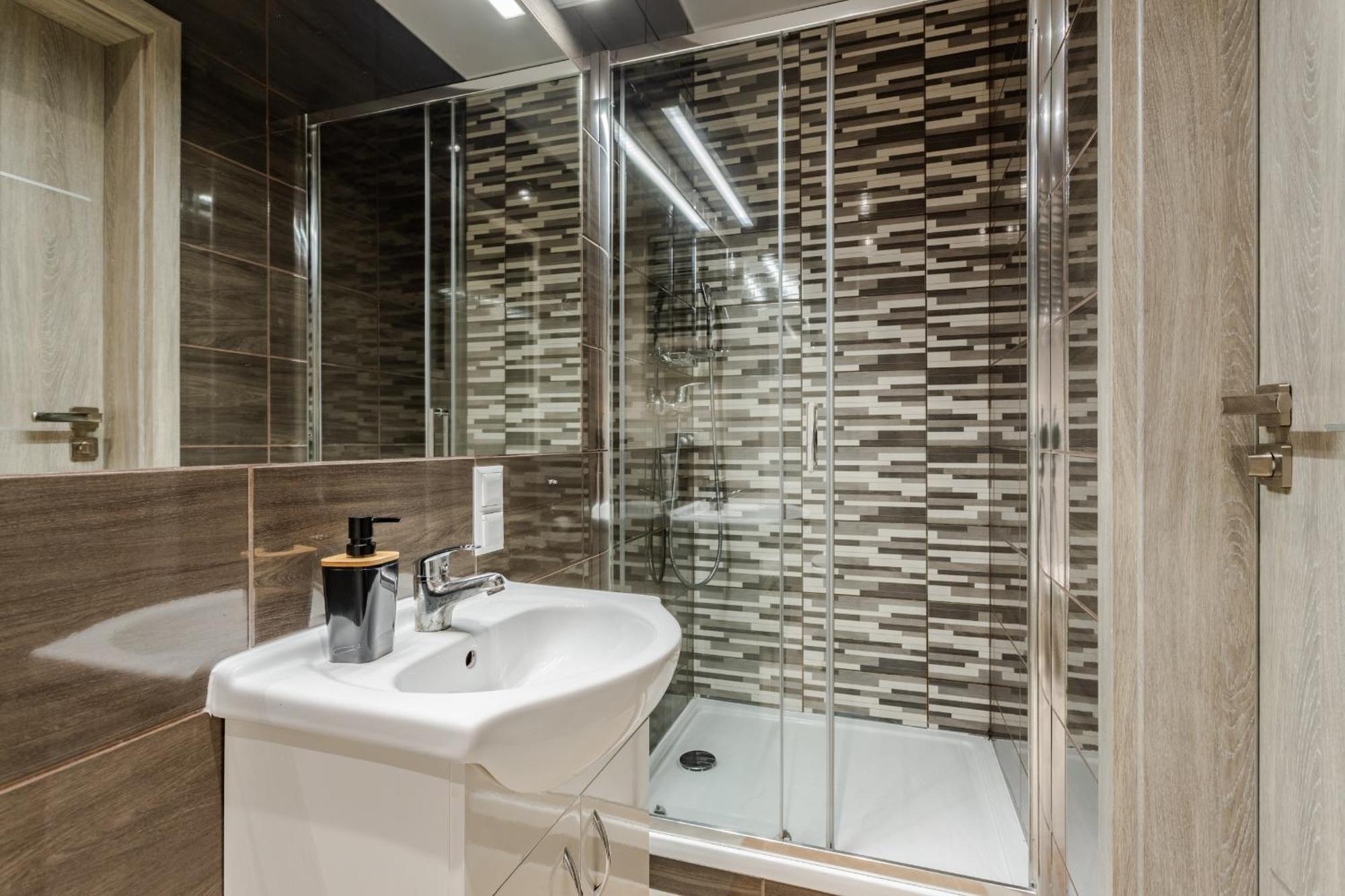 Functional And Comfortable Very Berry Studios In Poznan By Noclegi Renters エクステリア 写真