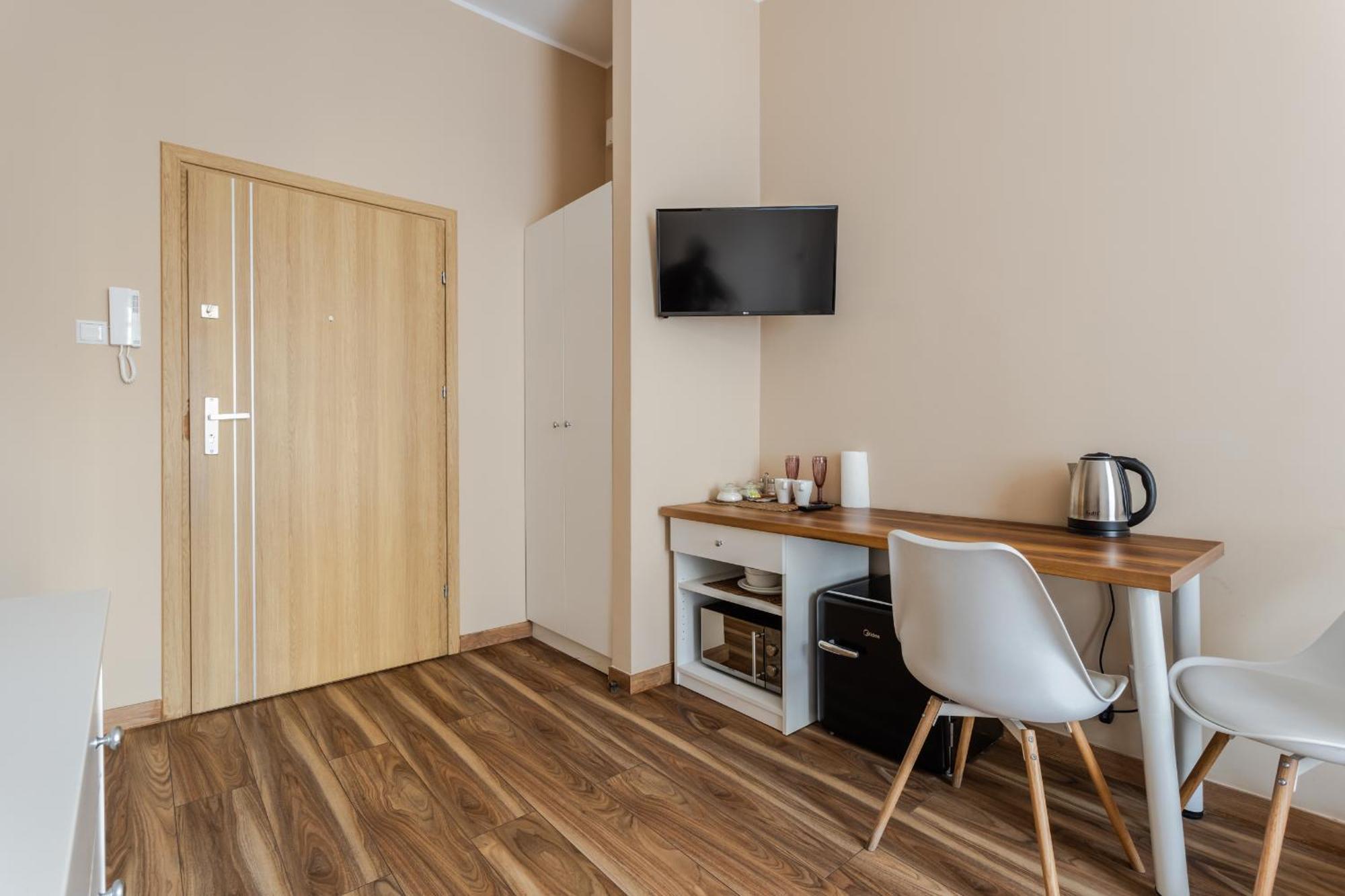 Functional And Comfortable Very Berry Studios In Poznan By Noclegi Renters エクステリア 写真