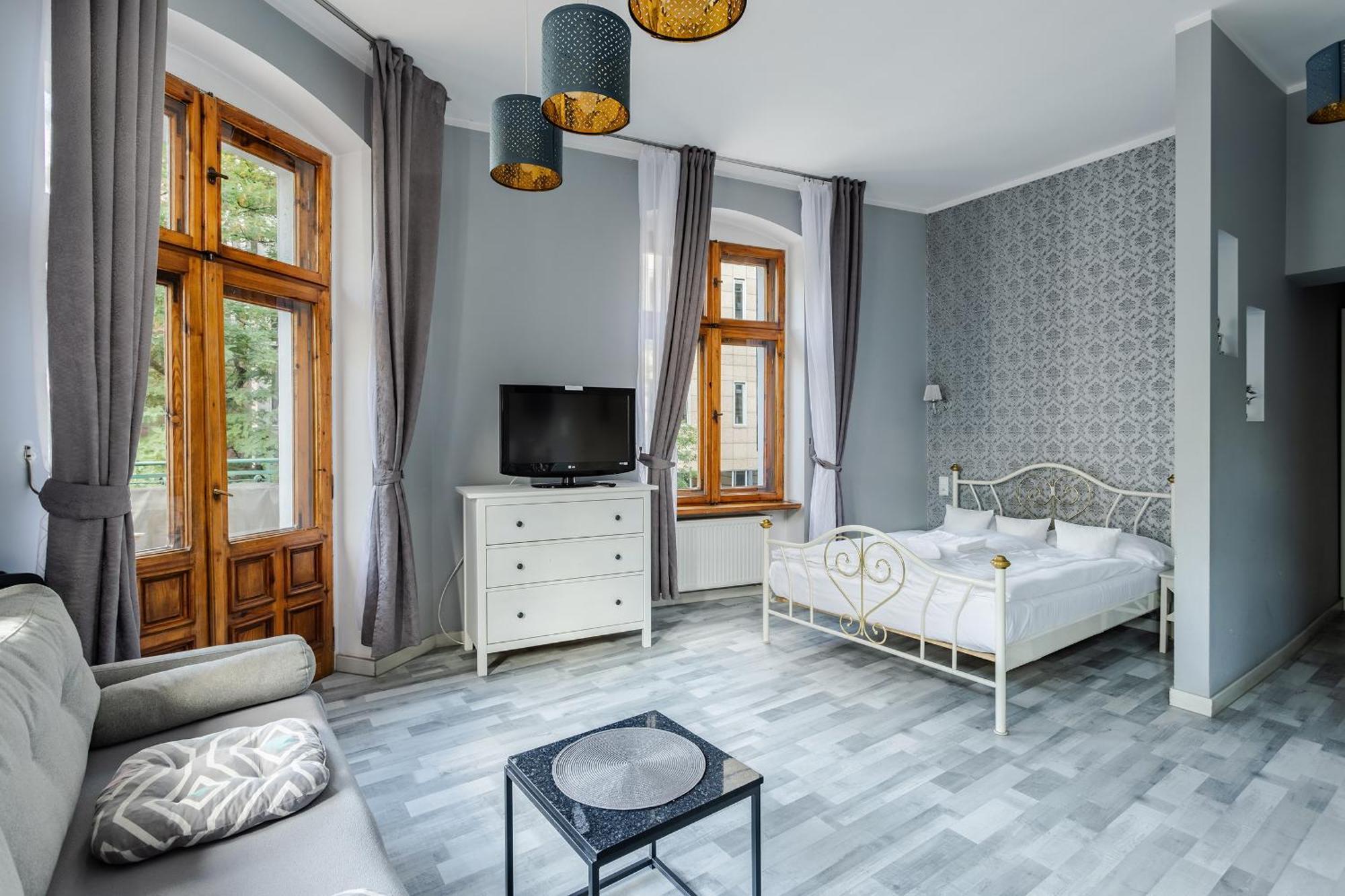 Functional And Comfortable Very Berry Studios In Poznan By Noclegi Renters エクステリア 写真