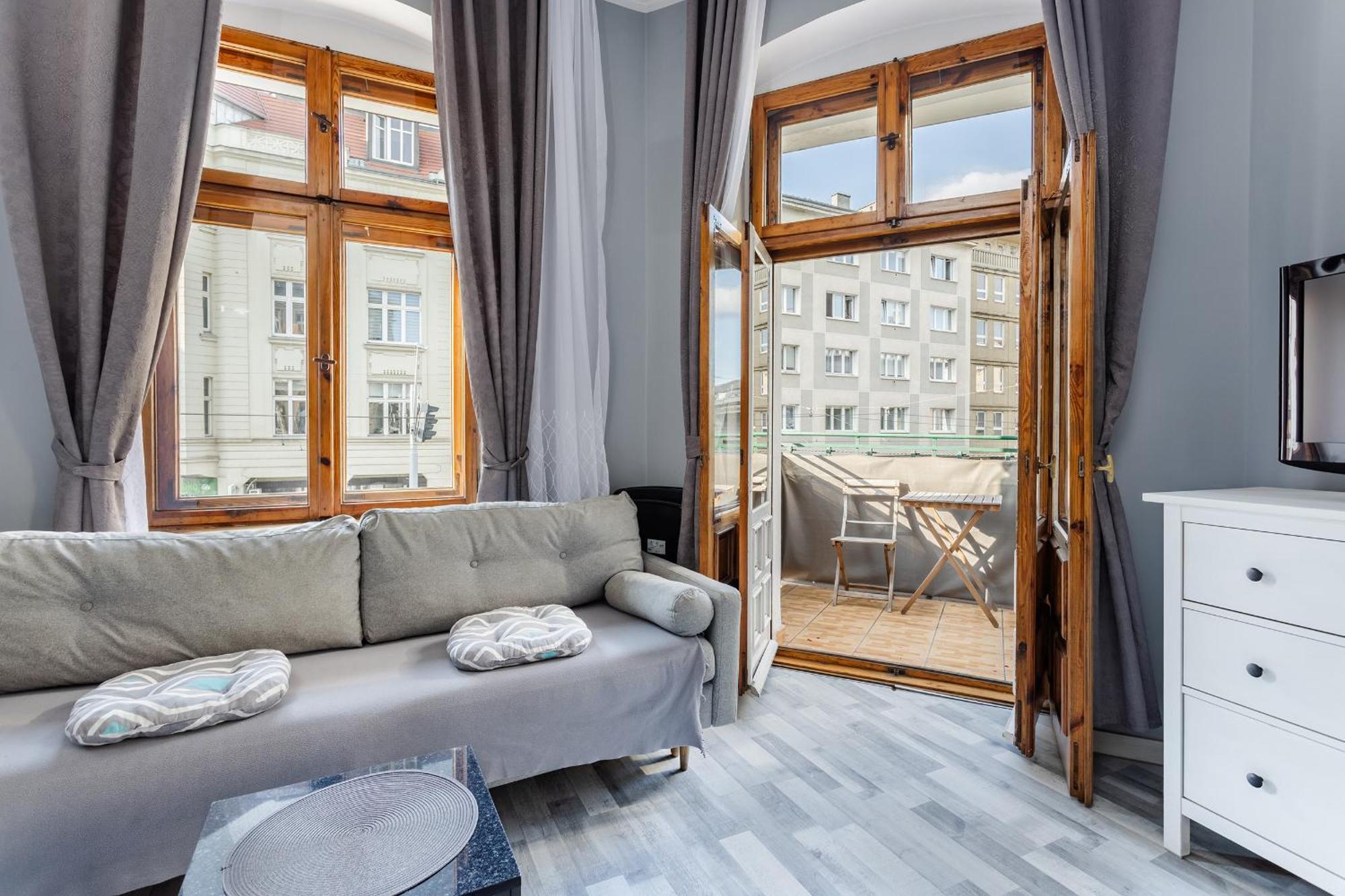 Functional And Comfortable Very Berry Studios In Poznan By Noclegi Renters エクステリア 写真
