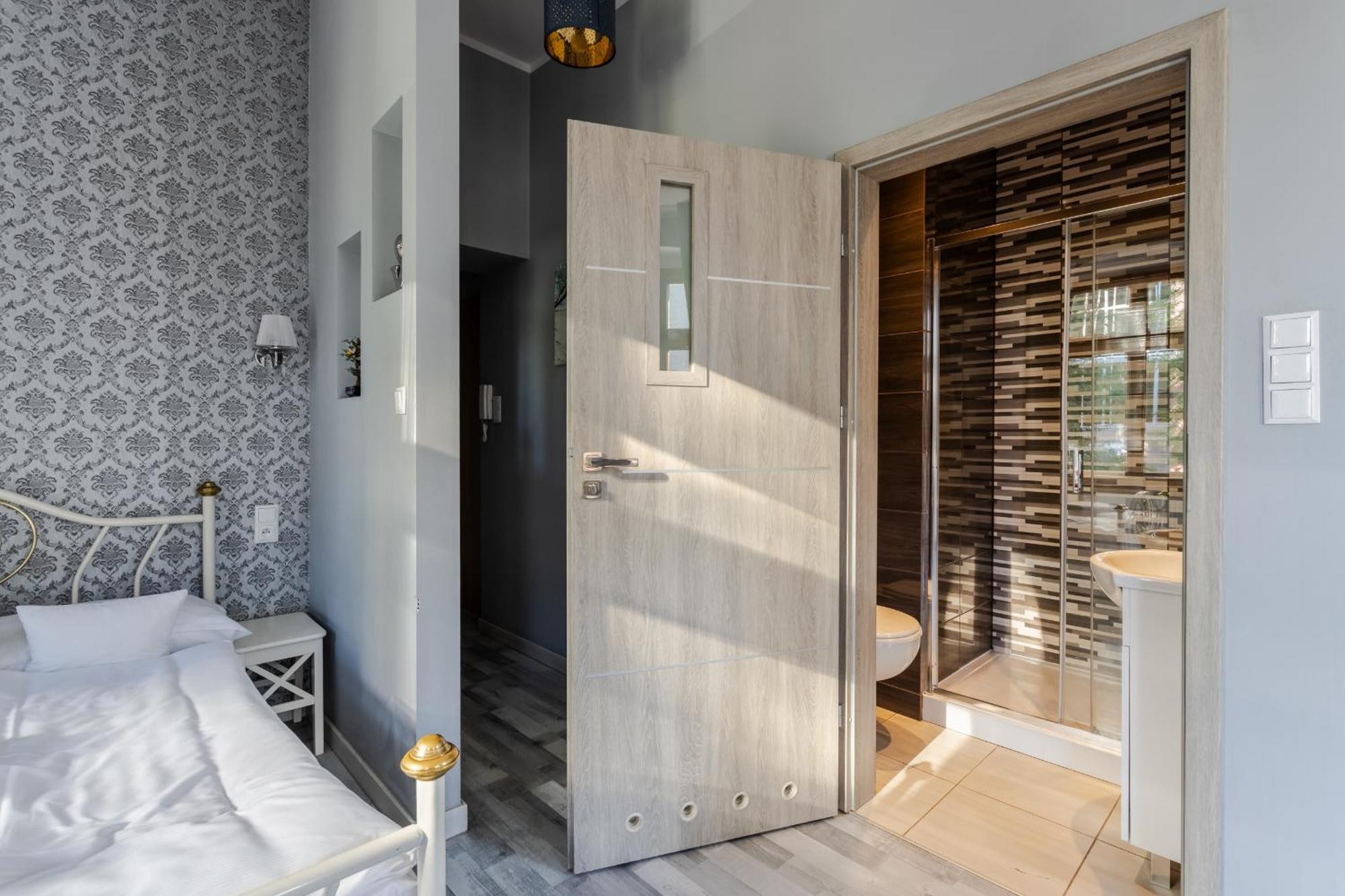 Functional And Comfortable Very Berry Studios In Poznan By Noclegi Renters エクステリア 写真
